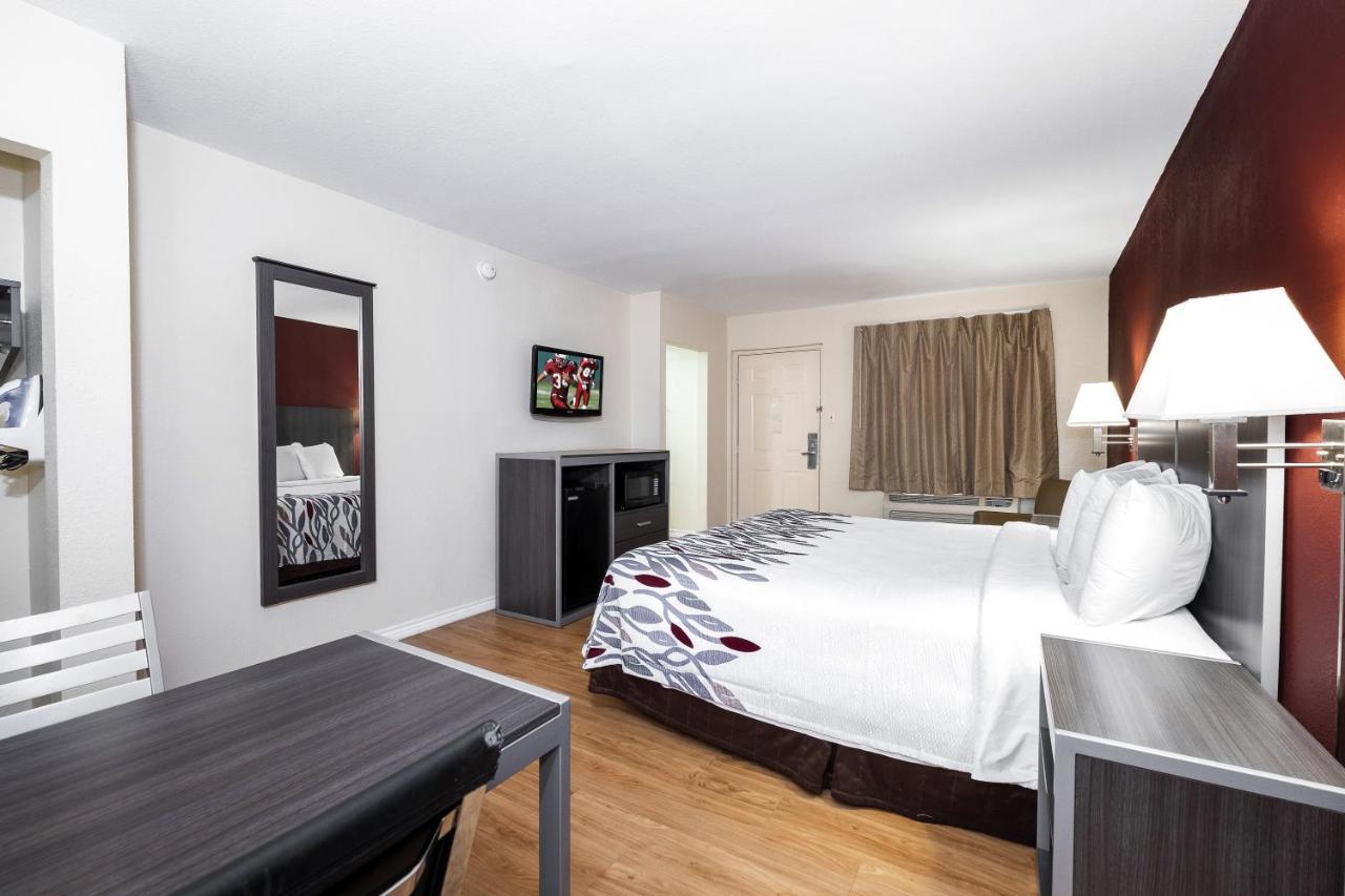 Red Roof Inn Houston North - Fm1960 & I-45 Westfield Extérieur photo