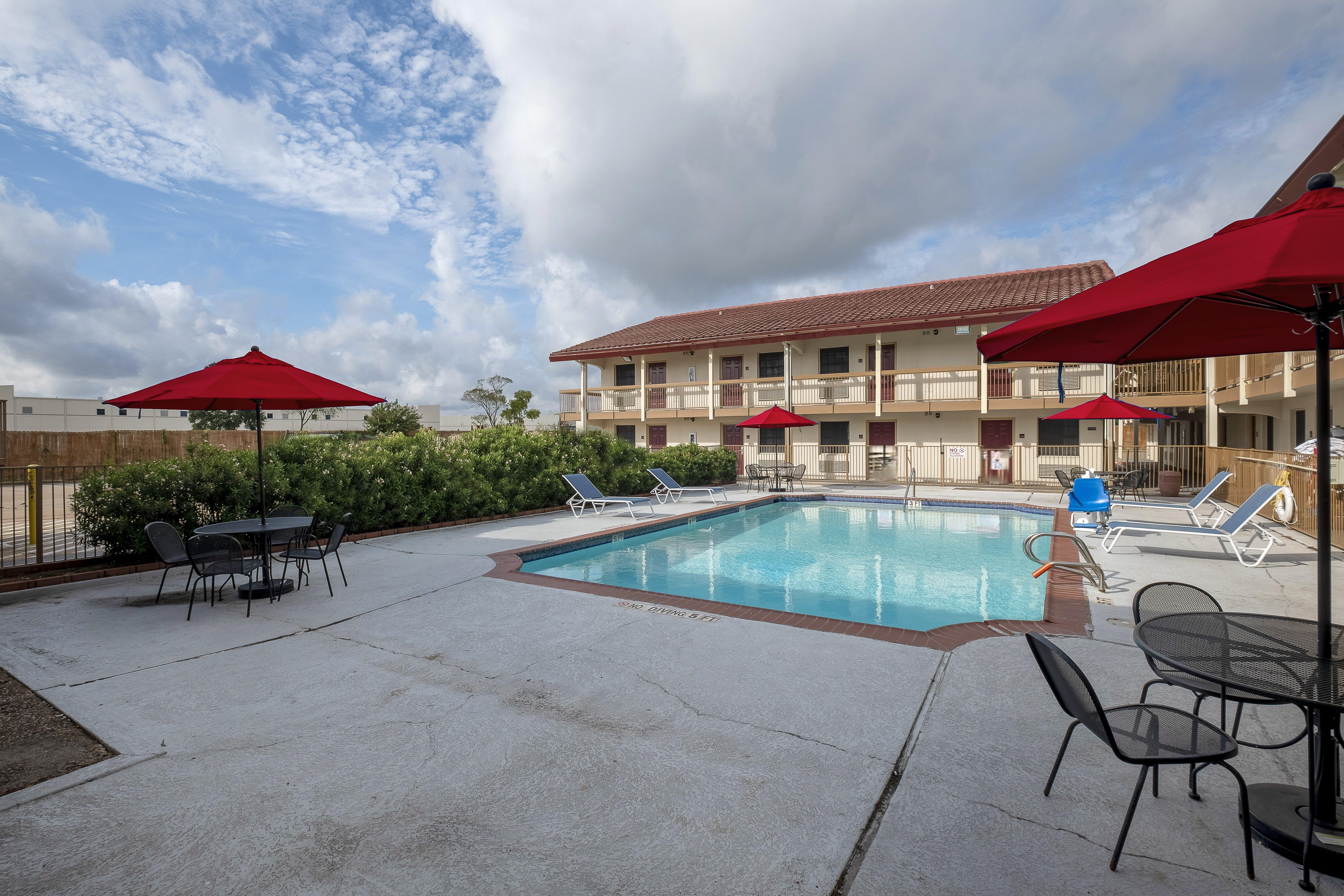 Red Roof Inn Houston North - Fm1960 & I-45 Westfield Extérieur photo